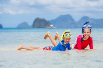Travelling with kids - check out these tips